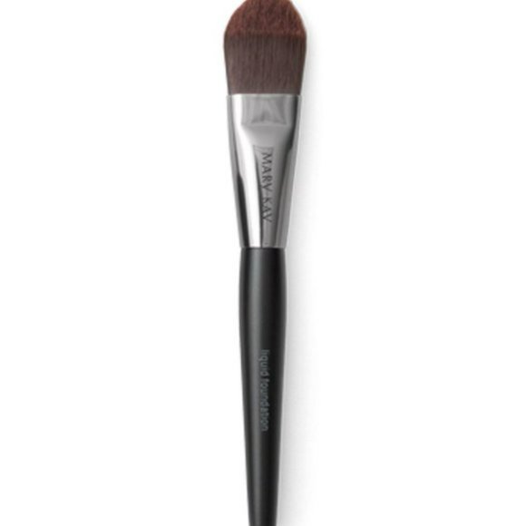 Mary Kay Liquid Foundation Brush - Picture 1 of 1
